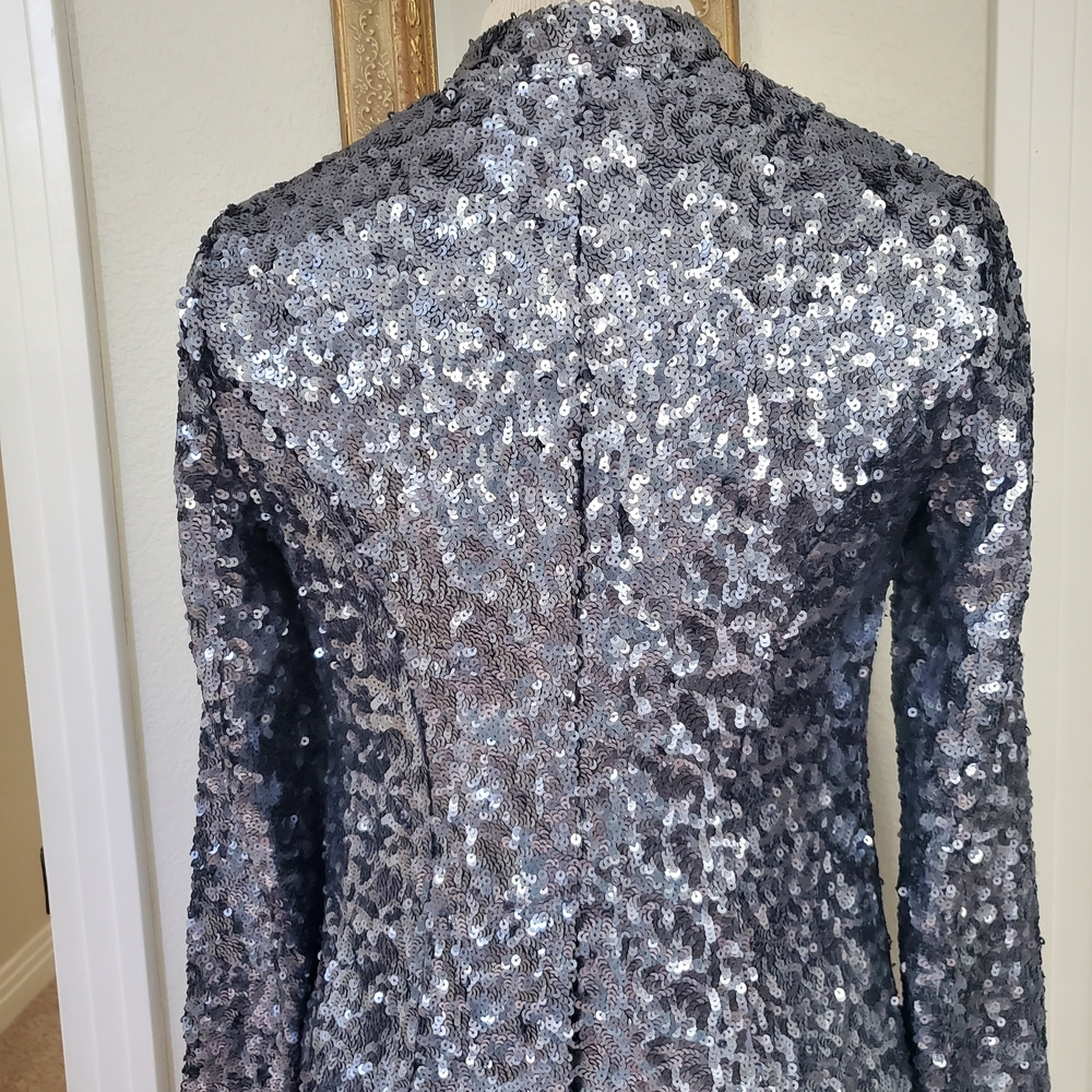 LONDONJEAN Silver Sequin Blazer - Picture 3 of 8
